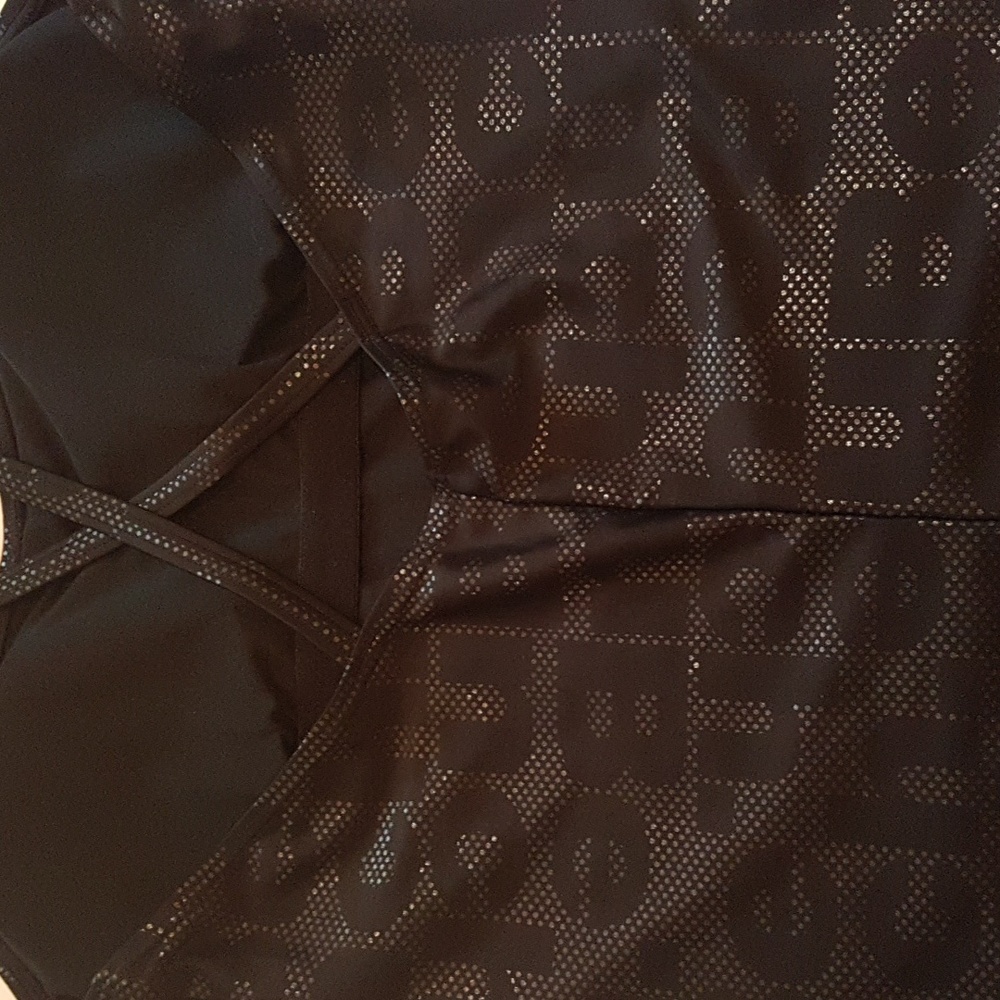 Swimsuit - Picture 7 of 9